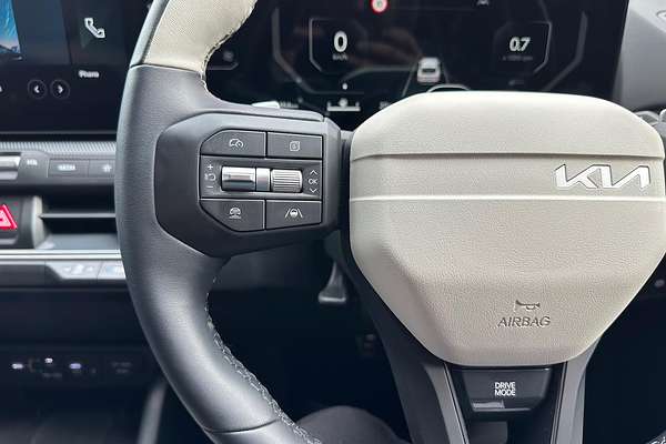 2025 Kia K4 GT-Line CL4m