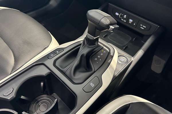 2025 Kia K4 GT-Line CL4m