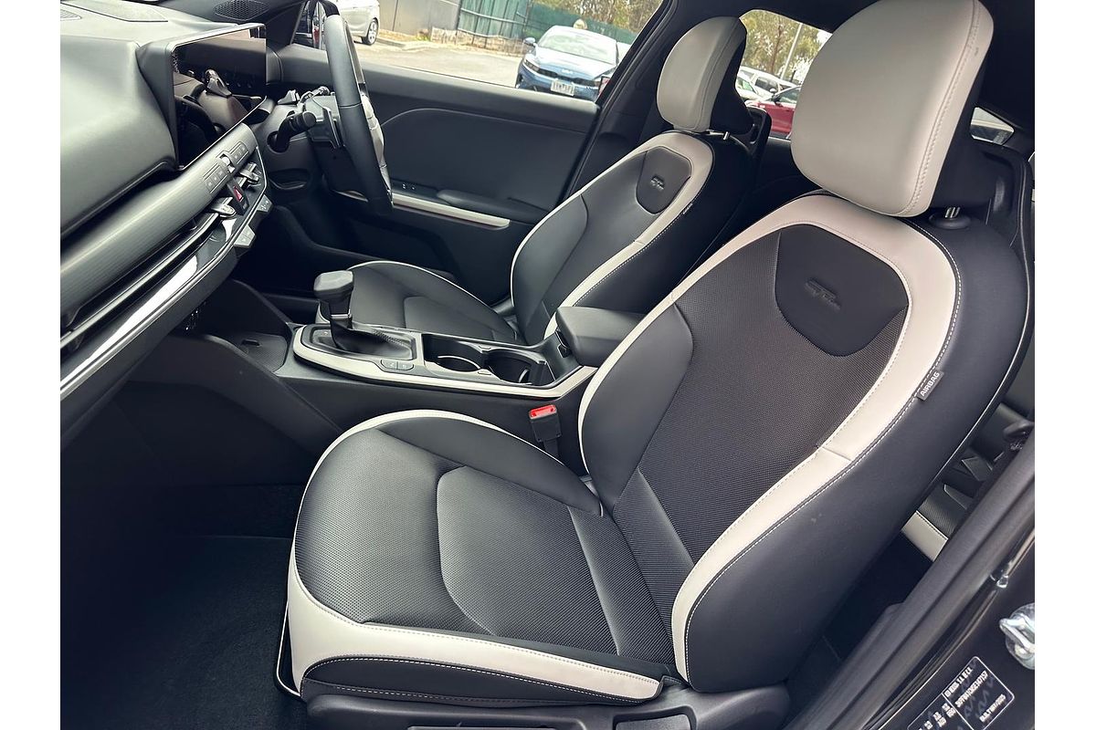 2025 Kia K4 GT-Line CL4m
