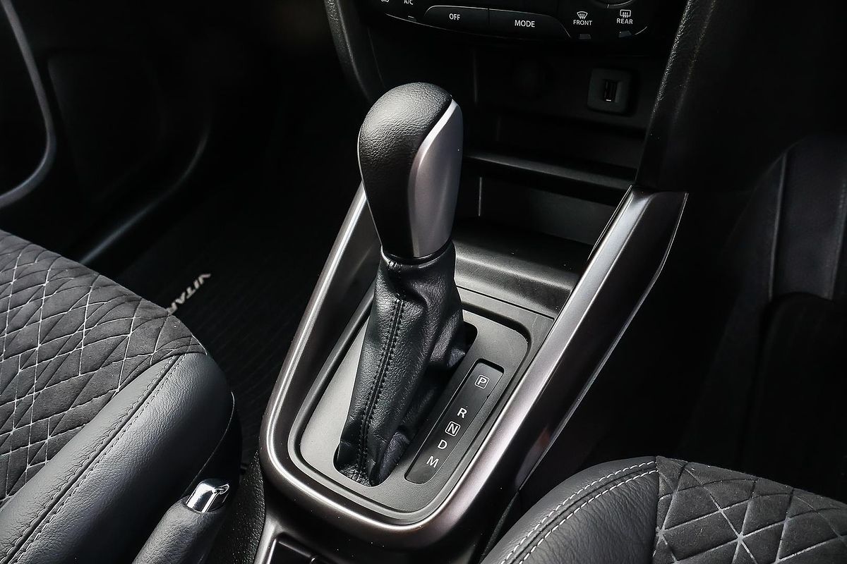 2024 Suzuki Vitara Turbo Shadow LY Series II