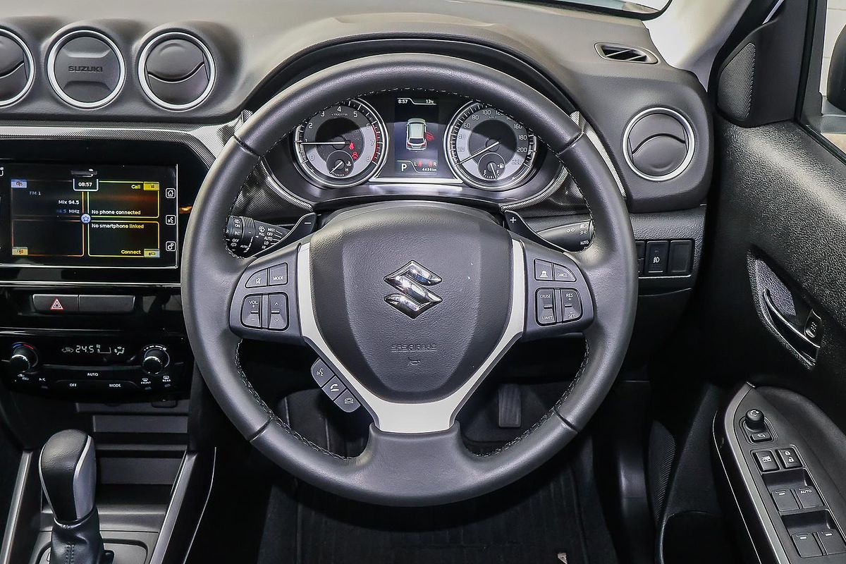 2024 Suzuki Vitara Turbo Shadow LY Series II