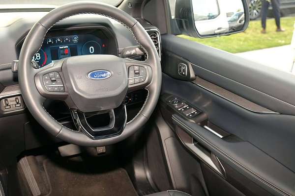 2025 Ford Ranger Platinum 4X4 3.0L
