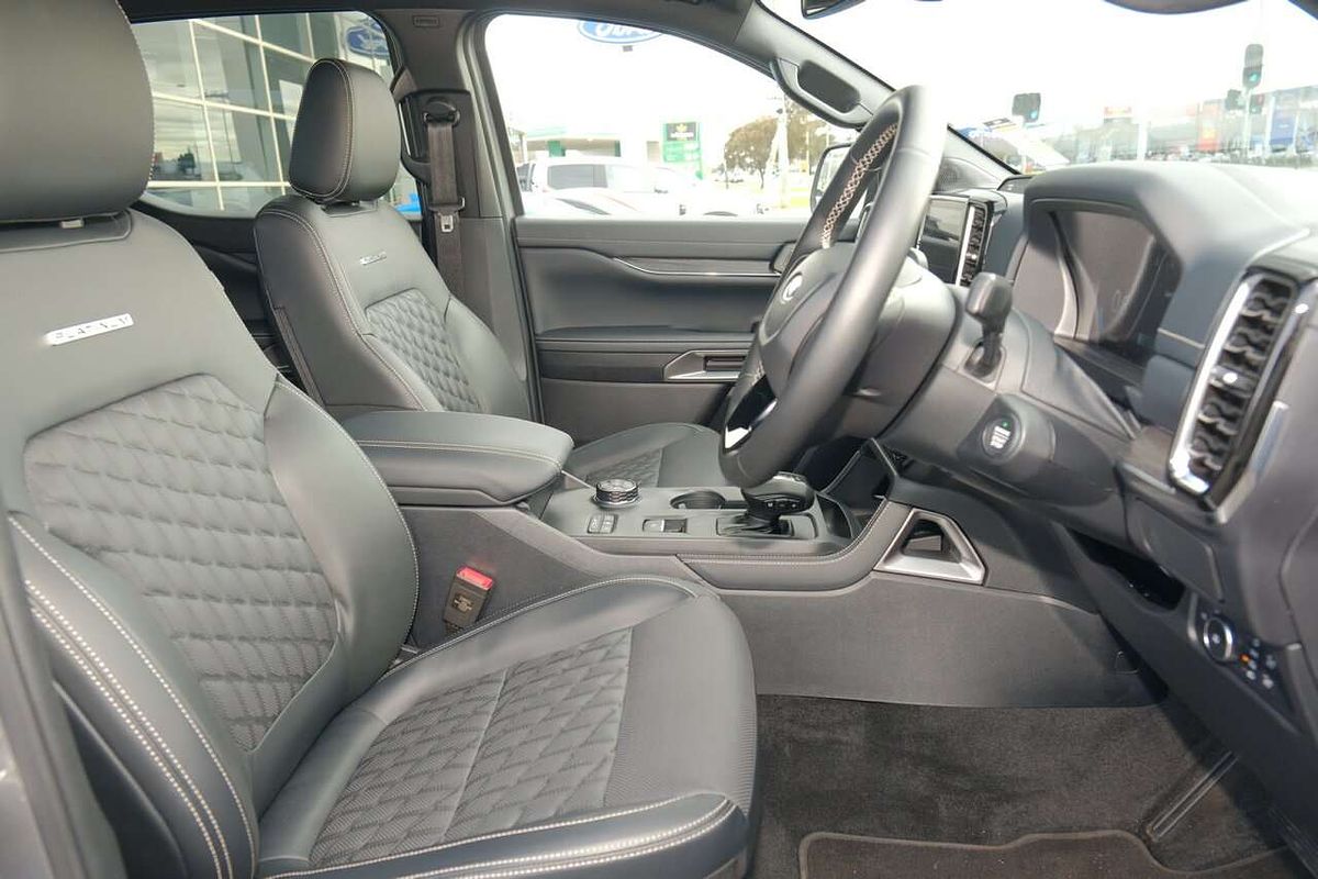 2025 Ford Ranger Platinum 4X4 3.0L