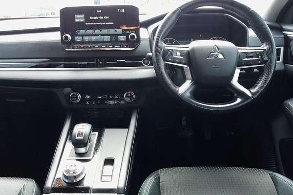 2021 Mitsubishi Outlander LS ZM