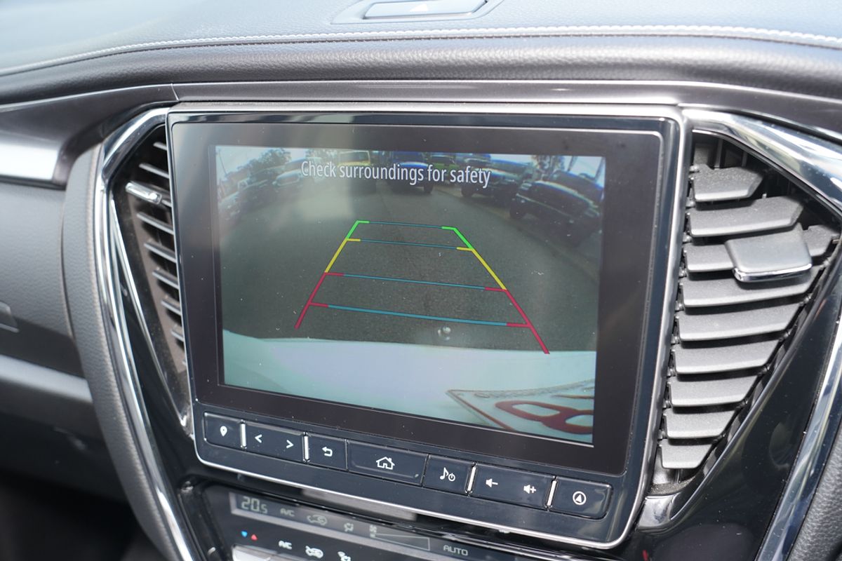 2022 Isuzu MU-X LS-T