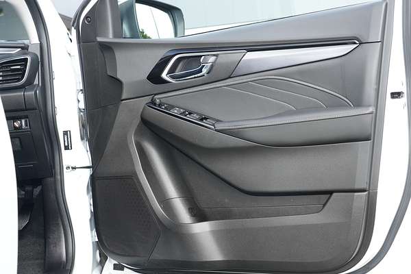 2022 Isuzu MU-X LS-T