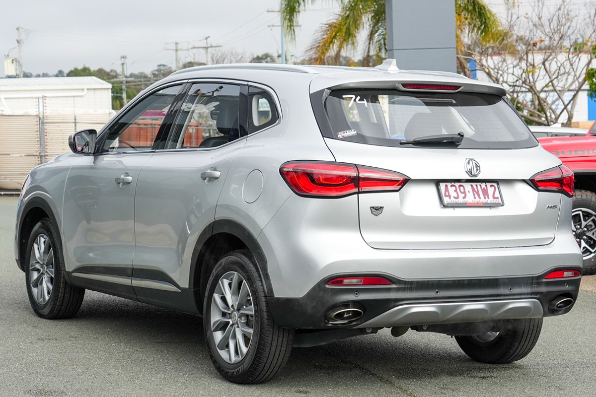 2022 MG HS Vibe SAS23