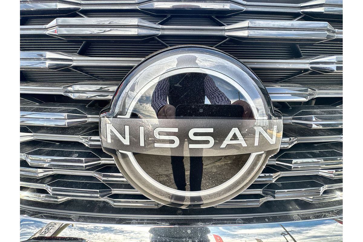 2025 Nissan X-TRAIL ST T33