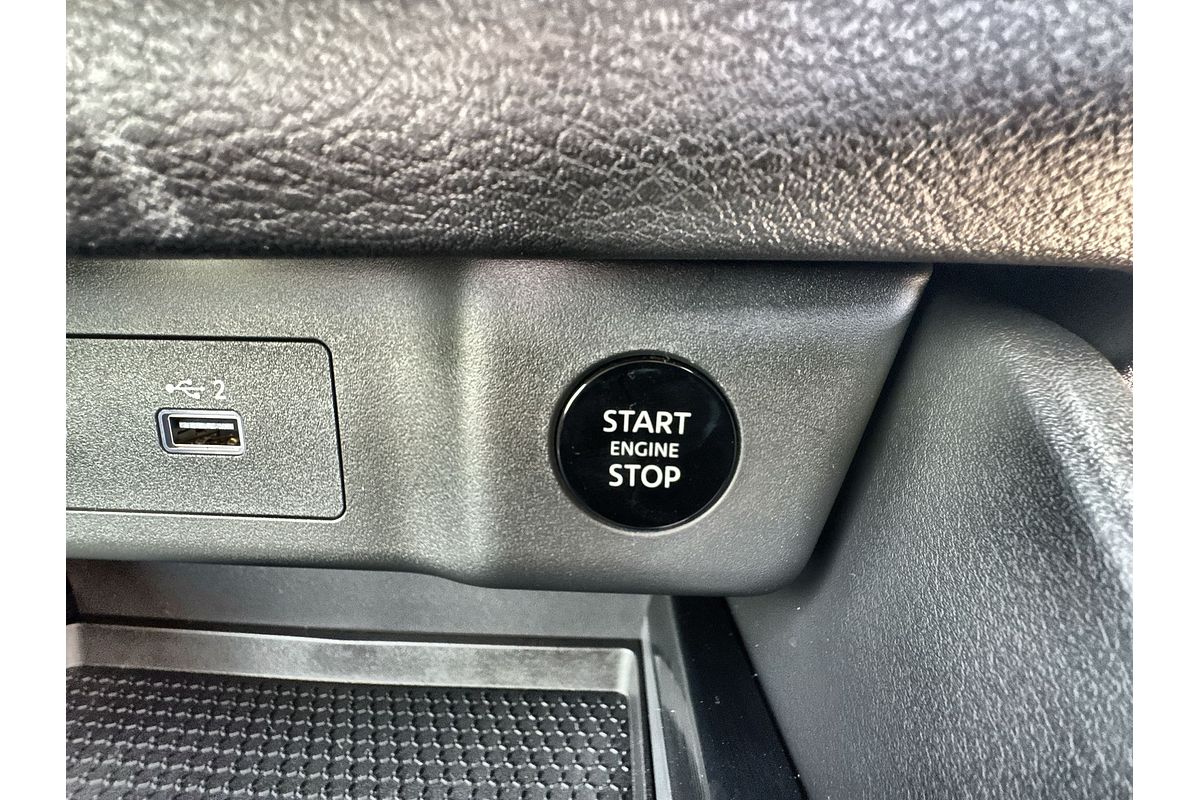 2025 Nissan X-TRAIL ST T33