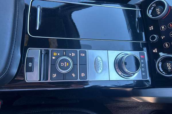 2020 Land Rover Range Rover D300 Vogue L405