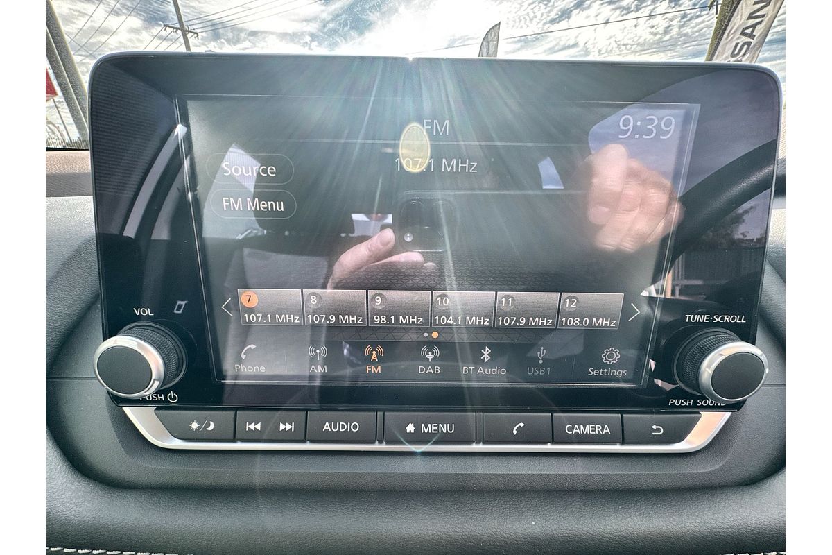 2025 Nissan X-TRAIL ST T33