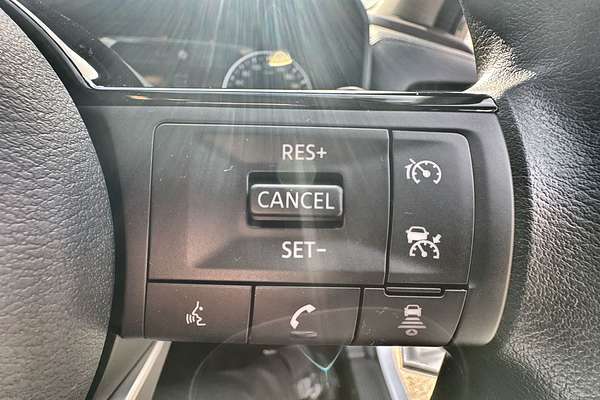 2025 Nissan X-TRAIL ST T33