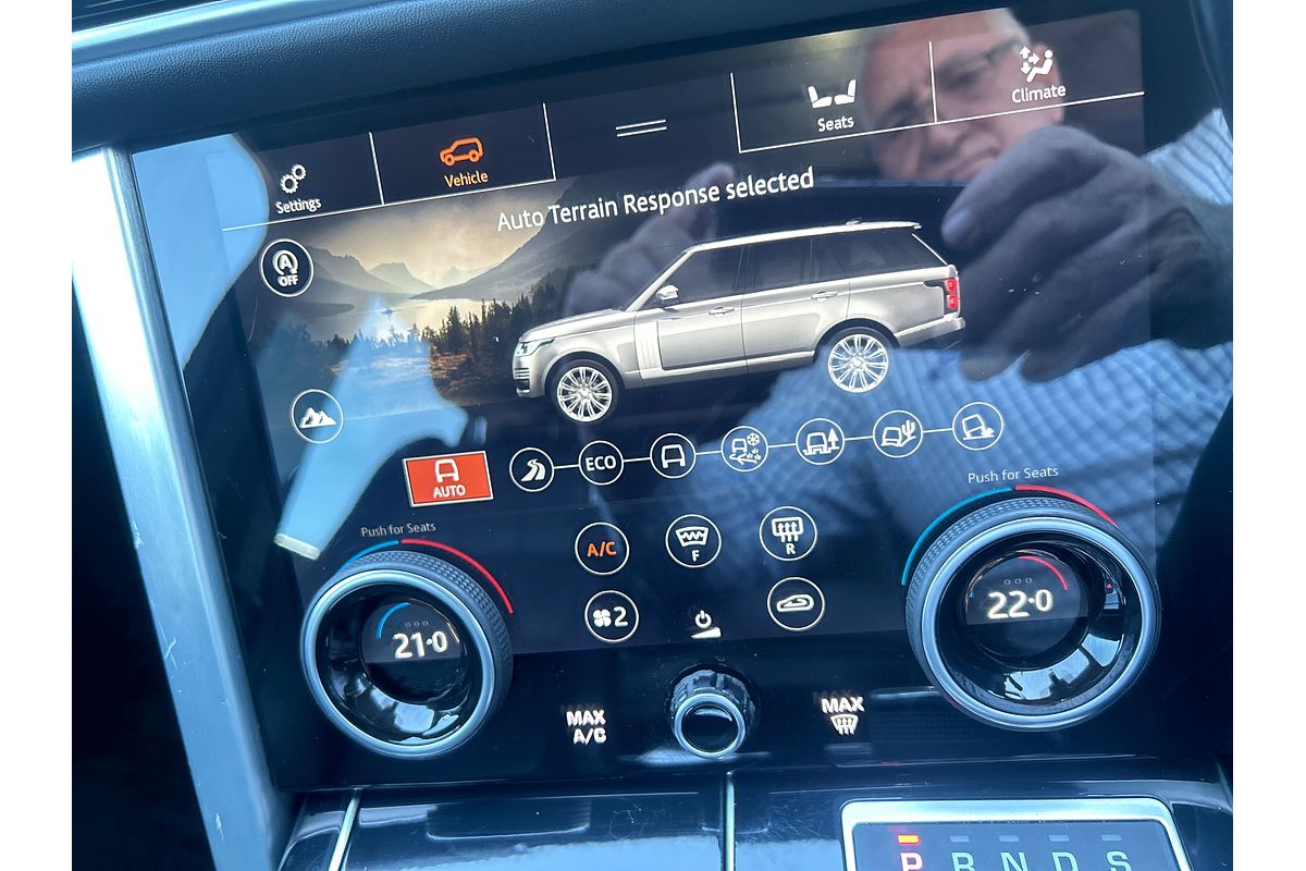 2020 Land Rover Range Rover D300 Vogue L405