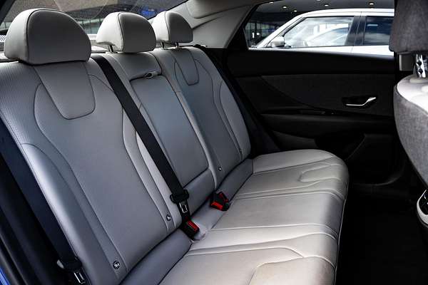 2021 Hyundai i30 Elite CN7.V1