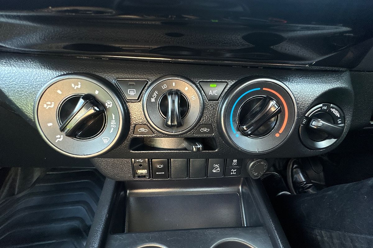 2021 Toyota Hilux SR GUN126R 4X4