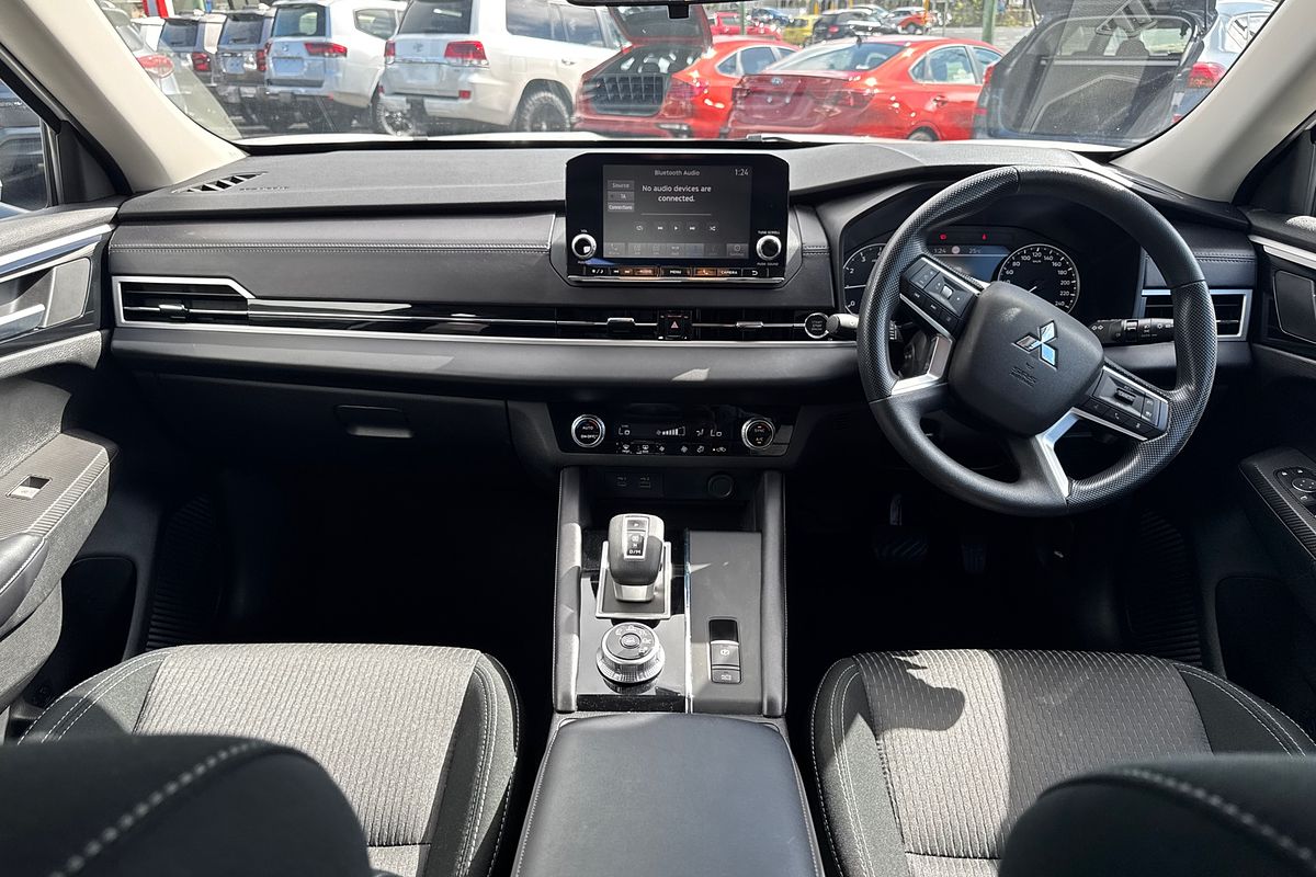 2023 Mitsubishi Outlander ES 7 SEAT (2WD) ZM MY23