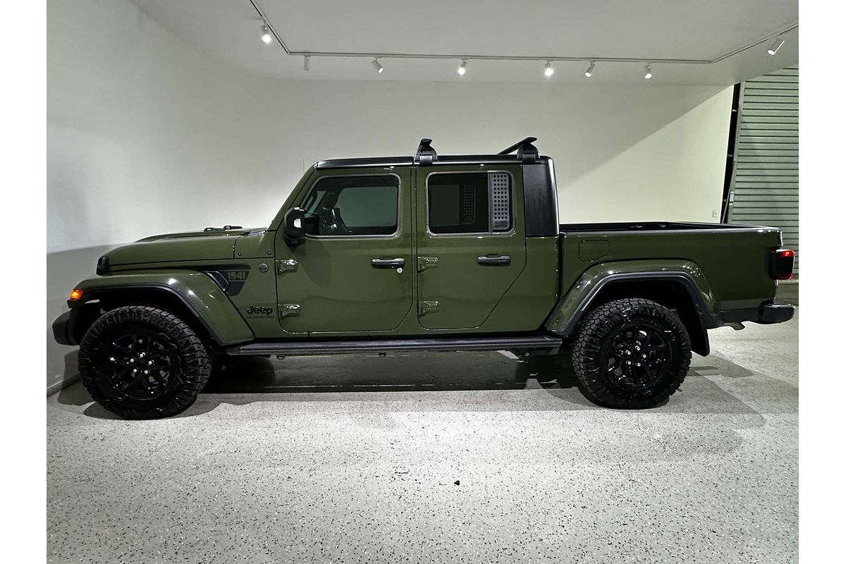 2022 Jeep Gladiator Night Eagle JT All Wheel Drive