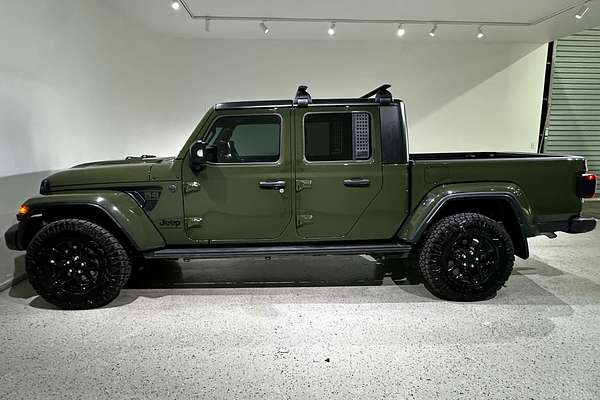 2022 Jeep Gladiator Night Eagle JT All Wheel Drive