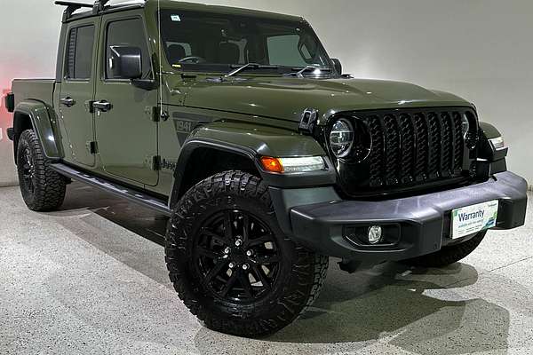 2022 Jeep Gladiator Night Eagle JT All Wheel Drive