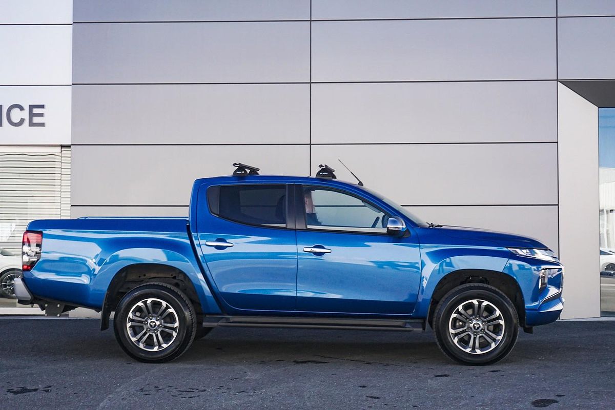 2023 Mitsubishi Triton GLS MR 4X4