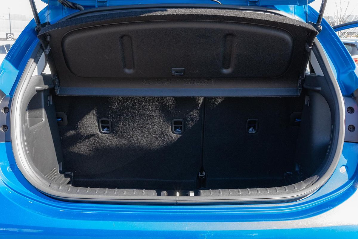 2022 Kia Rio S YB