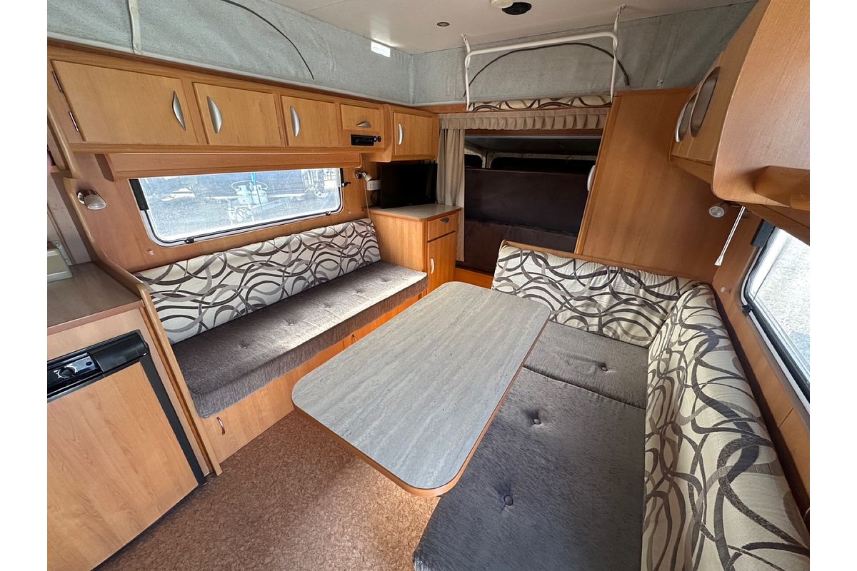 2009 Windsor RAPID POP TOP ra432