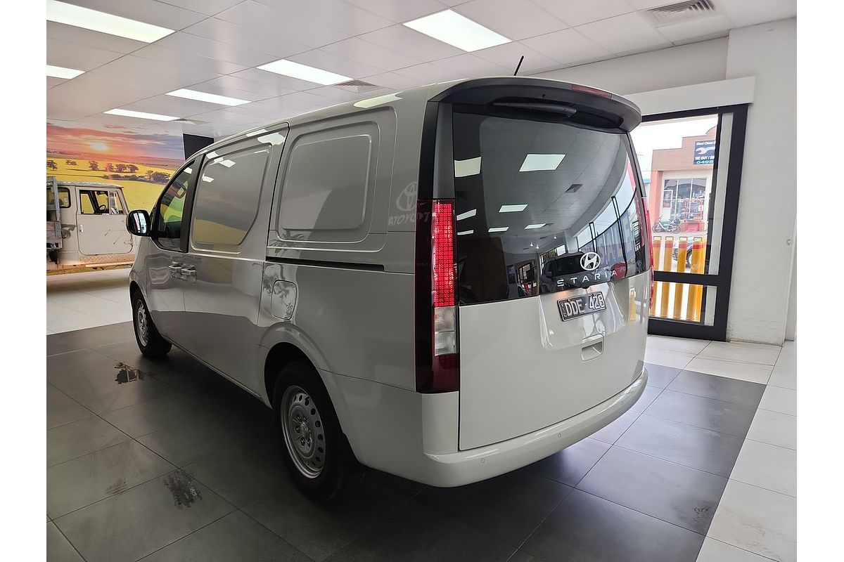 2024 Hyundai STARIA LOAD US4.V2