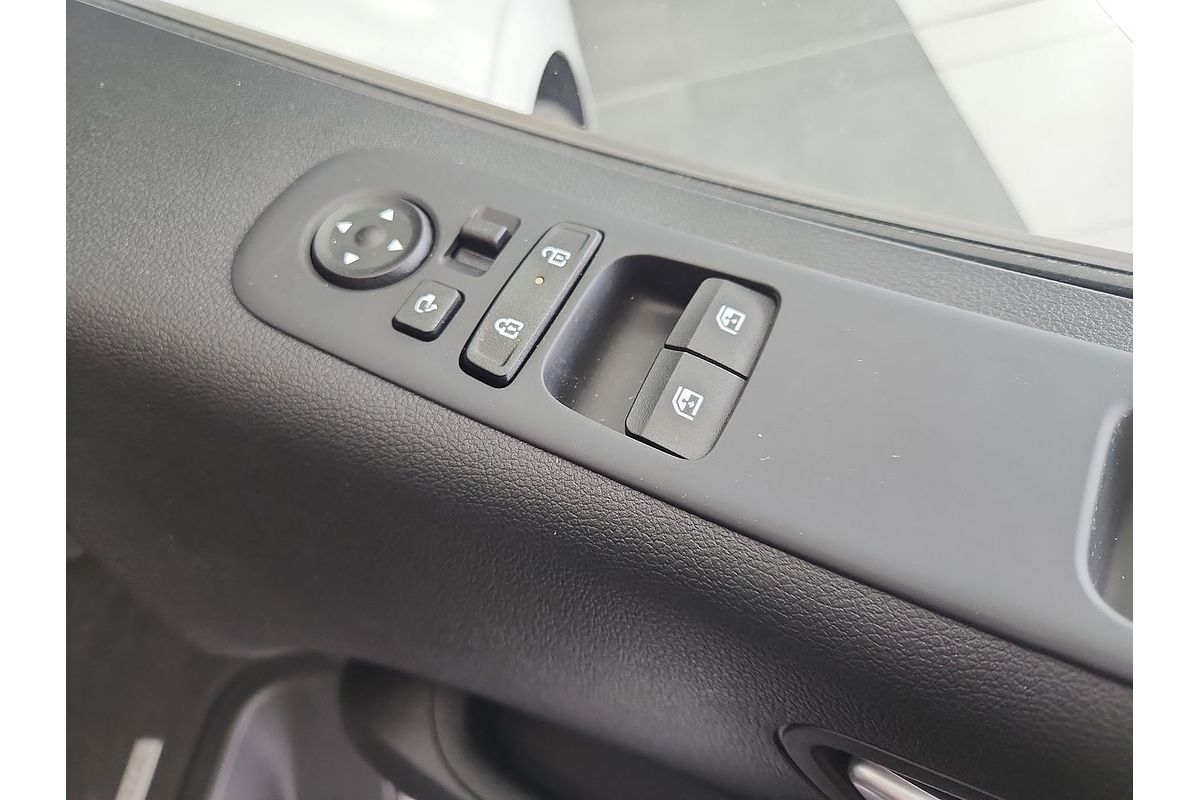 2024 Hyundai STARIA LOAD US4.V2