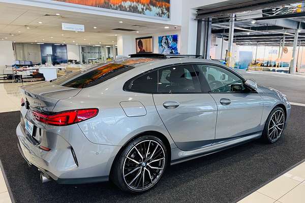 2022 BMW 2 Series 220i M Sport F44