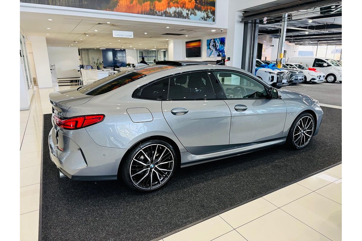 2022 BMW 2 Series 220i M Sport F44