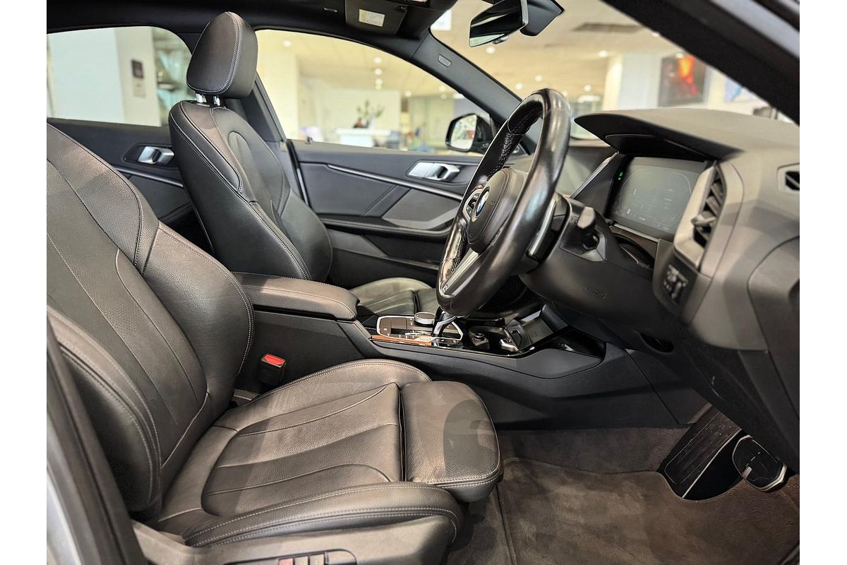 2022 BMW 2 Series 220i M Sport F44
