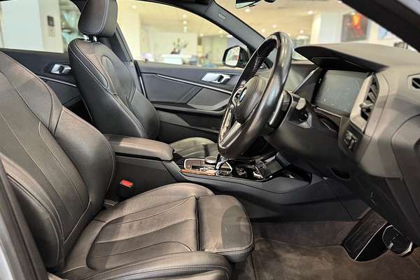 2022 BMW 2 Series 220i M Sport F44