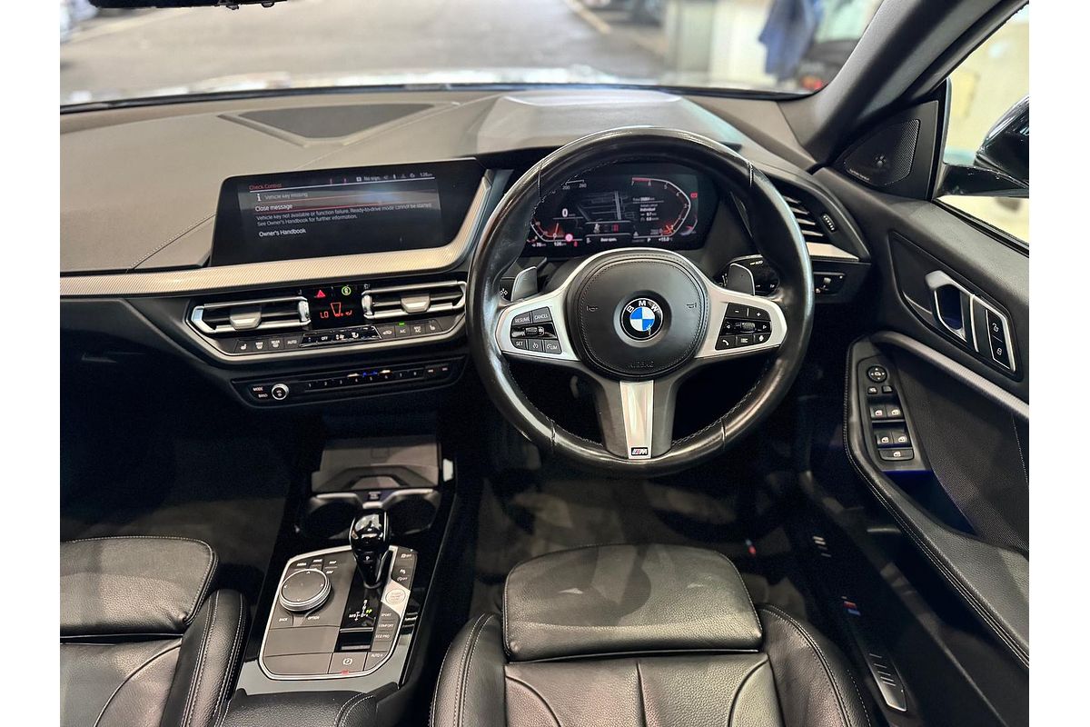 2022 BMW 2 Series 220i M Sport F44