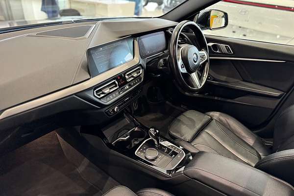 2022 BMW 2 Series 220i M Sport F44