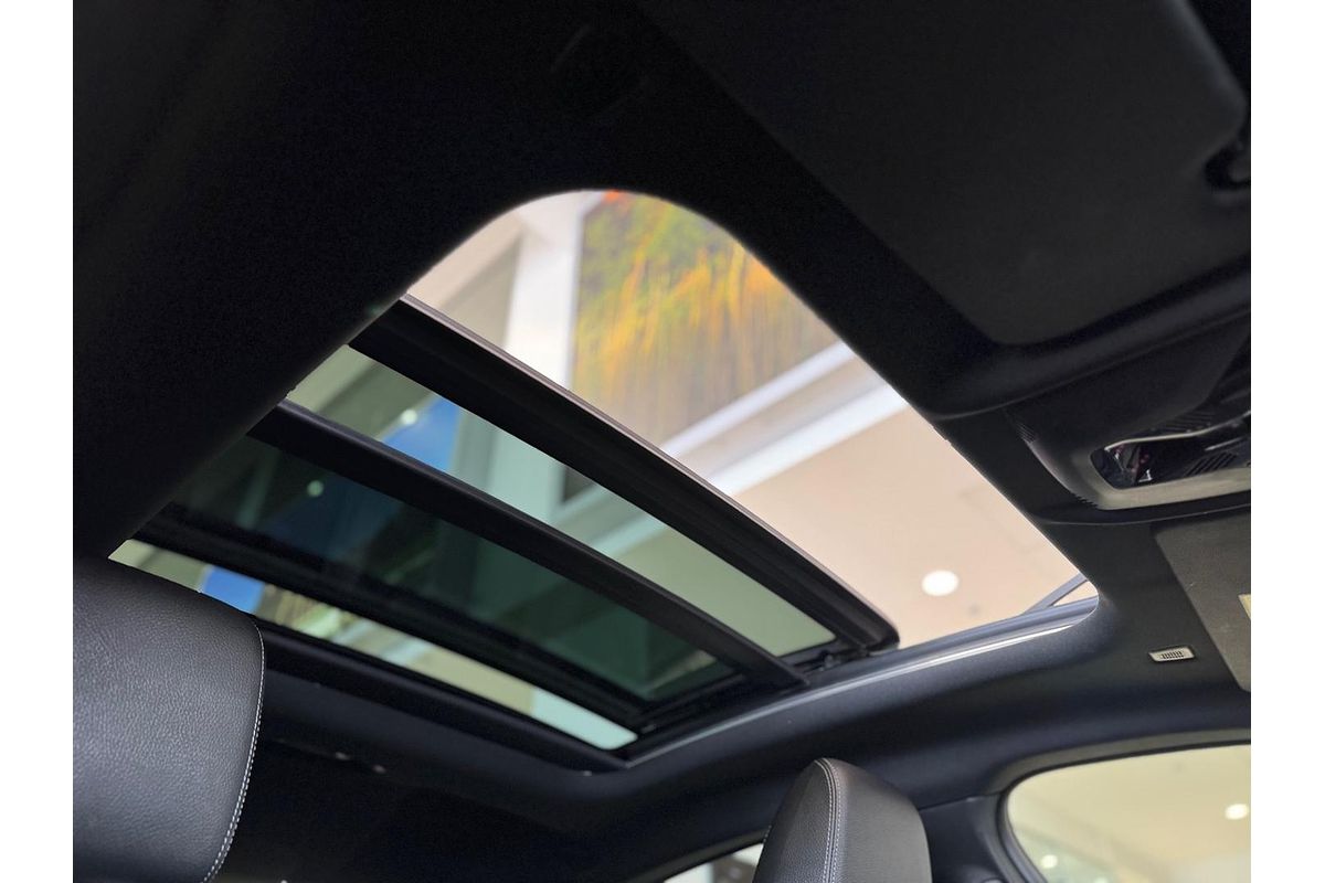 2022 BMW 2 Series 220i M Sport F44