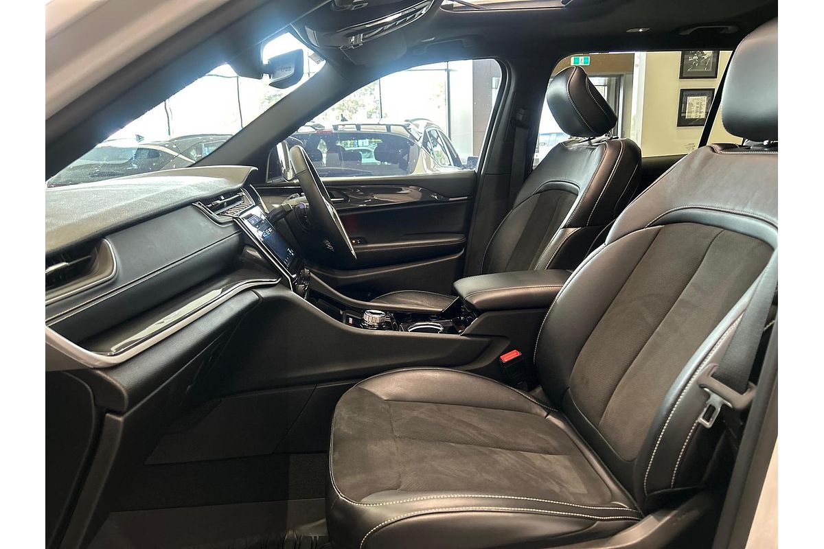 2022 Jeep Grand Cherokee L Night Eagle WL