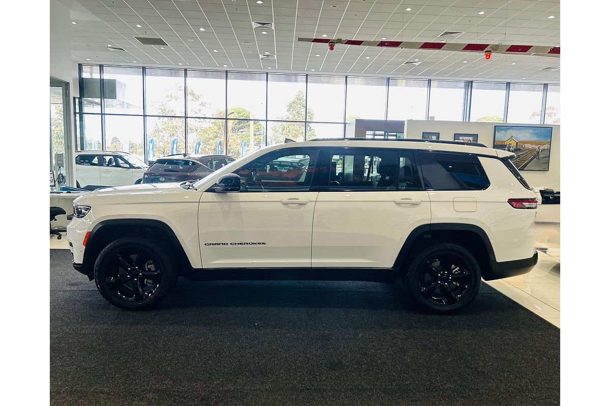2022 Jeep Grand Cherokee L Night Eagle WL