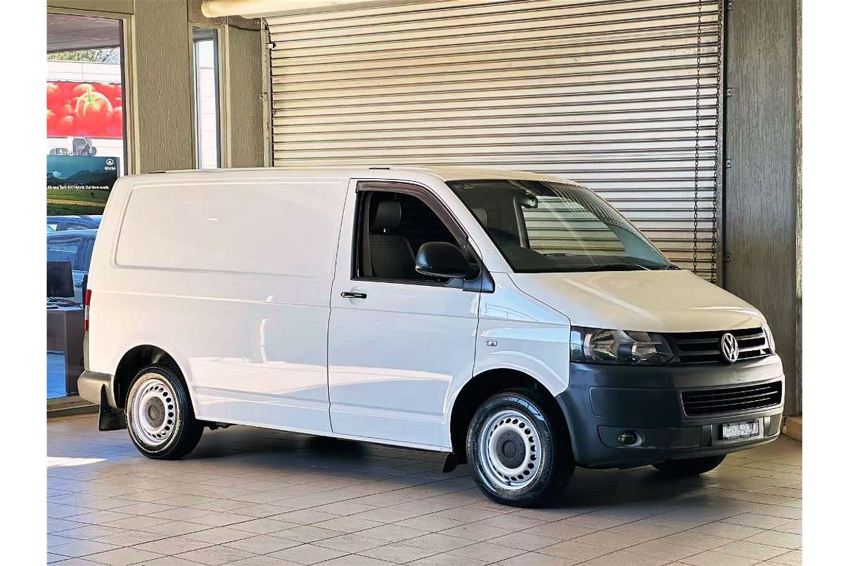 TRANSPORTER T5 MY13 TDI 340 SWB MID 2.0L DT4 DIESEL TURBO F/INJ 7 SP AUTO DIRECT SHIFT VAN