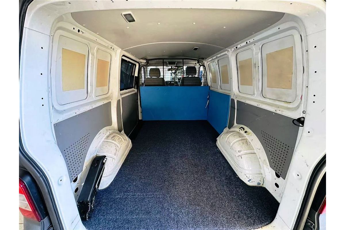 TRANSPORTER T5 MY13 TDI 340 SWB MID 2.0L DT4 DIESEL TURBO F/INJ 7 SP AUTO DIRECT SHIFT VAN