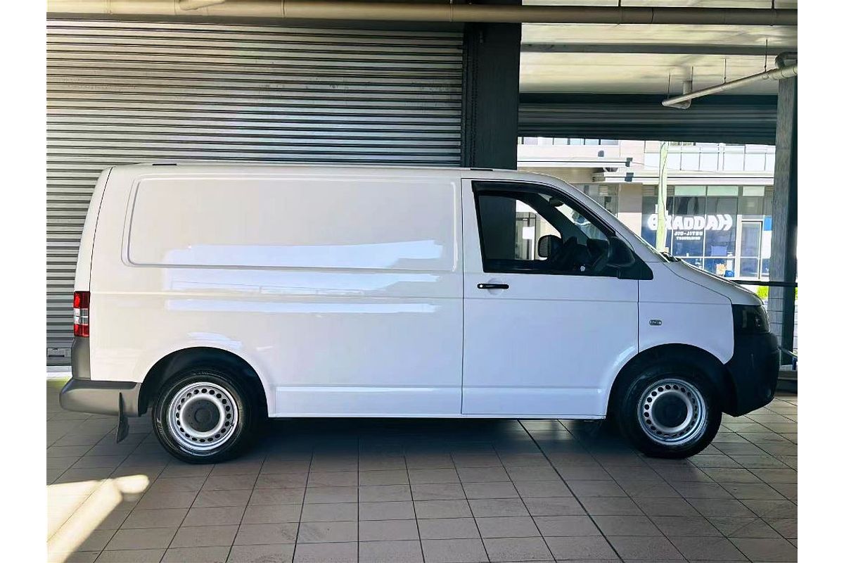 TRANSPORTER T5 MY13 TDI 340 SWB MID 2.0L DT4 DIESEL TURBO F/INJ 7 SP AUTO DIRECT SHIFT VAN