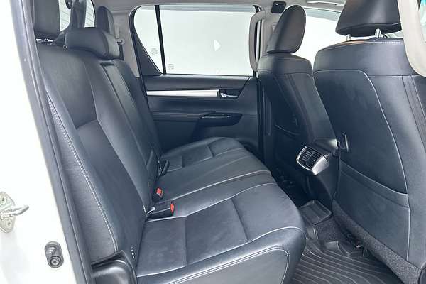 2017 Toyota Hilux SR5 GUN126R 4X4