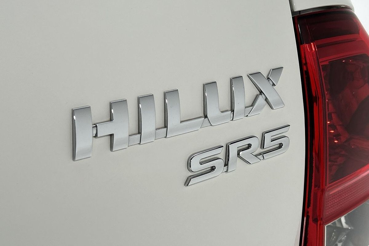 2017 Toyota Hilux SR5 GUN126R 4X4