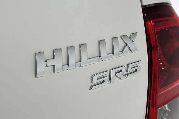 2017 Toyota Hilux SR5 GUN126R 4X4
