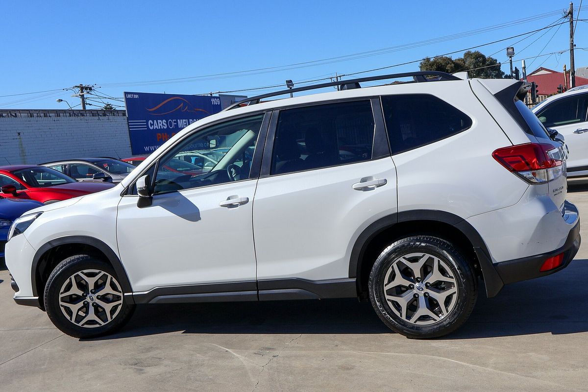 2022 Subaru Forester 2.5i S5