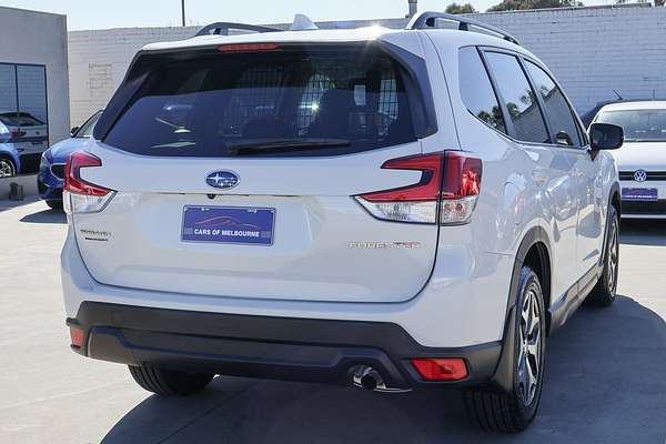 2022 Subaru Forester 2.5i S5