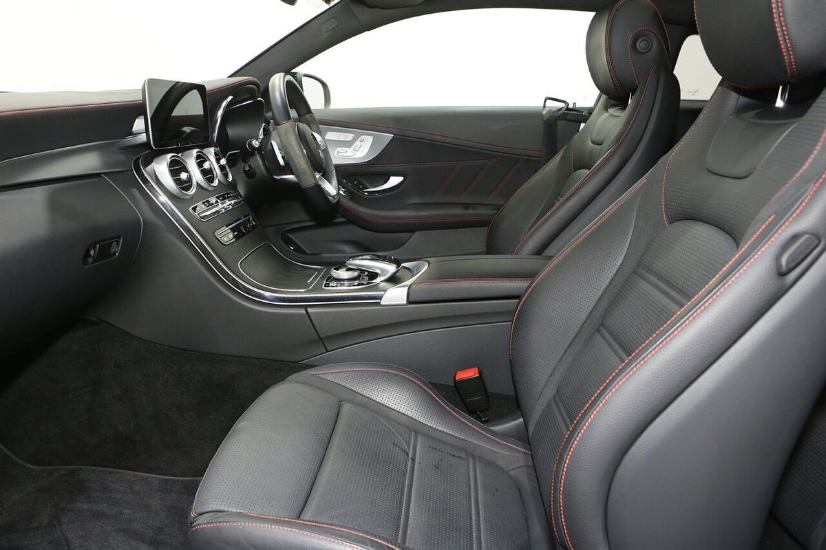2023 Mercedes-Benz C-Class C200 C205