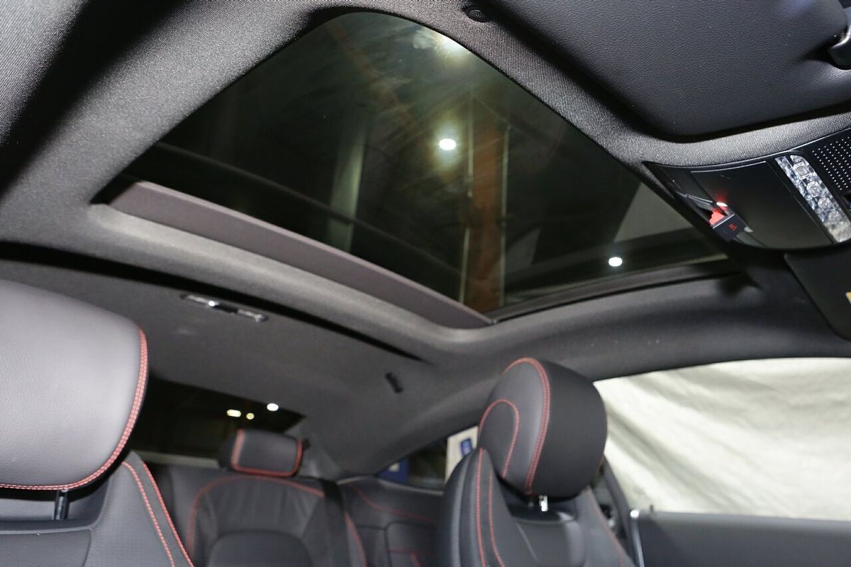 2023 Mercedes-Benz C-Class C200 C205