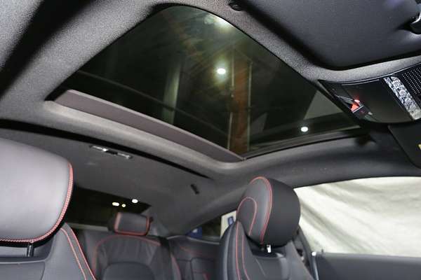 2023 Mercedes-Benz C-Class C200 C205