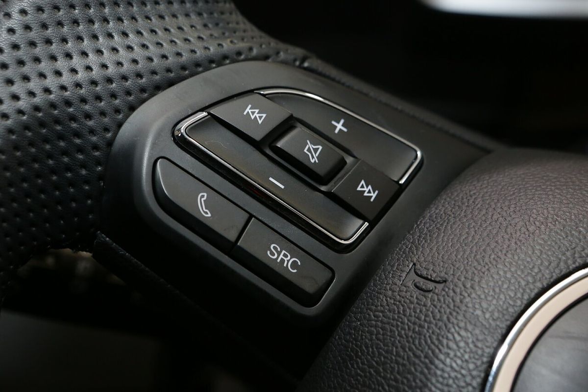 2024 MG ZS Excite AZS1