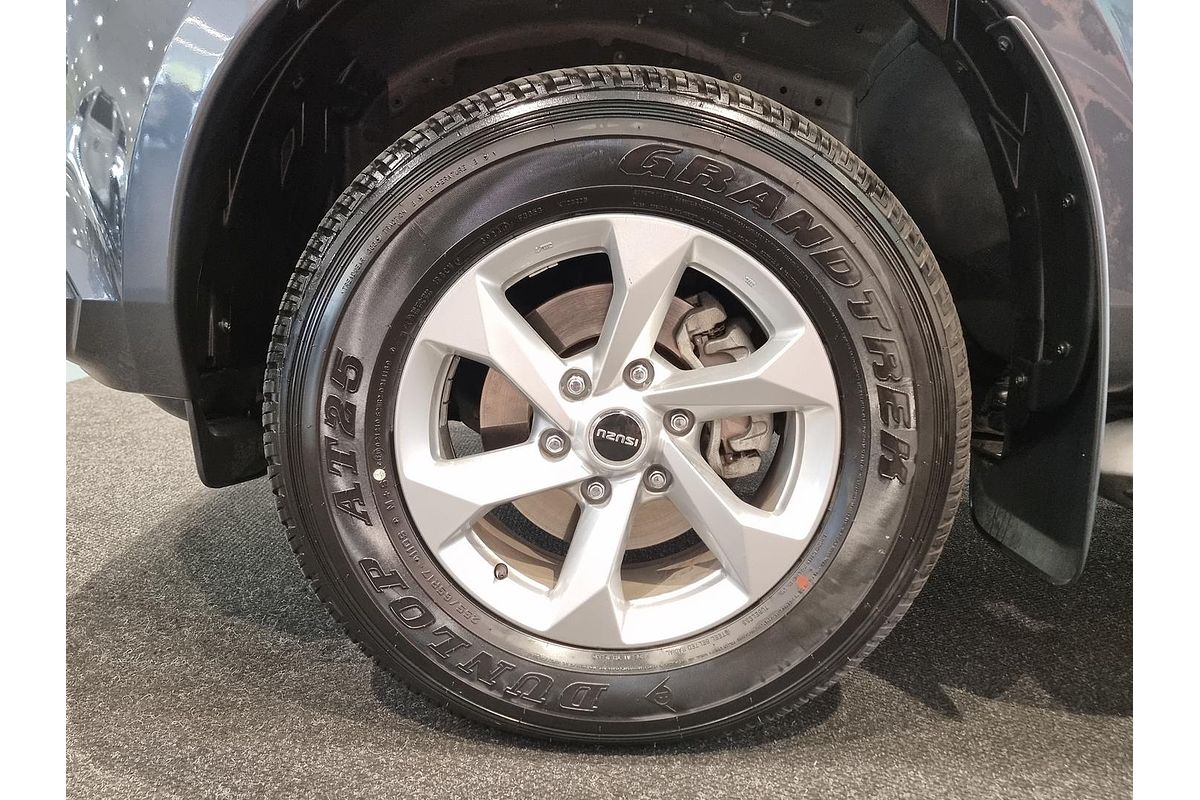 2024 Isuzu MU-X LS-M